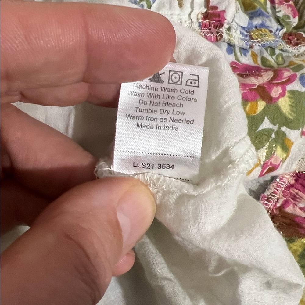 Love The Label Anthropologie Helena Ruffle Floral Blouse, Women’s size Large - Picture 10 of 15